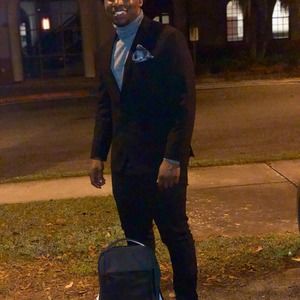 Meet your Posher, Dwayne